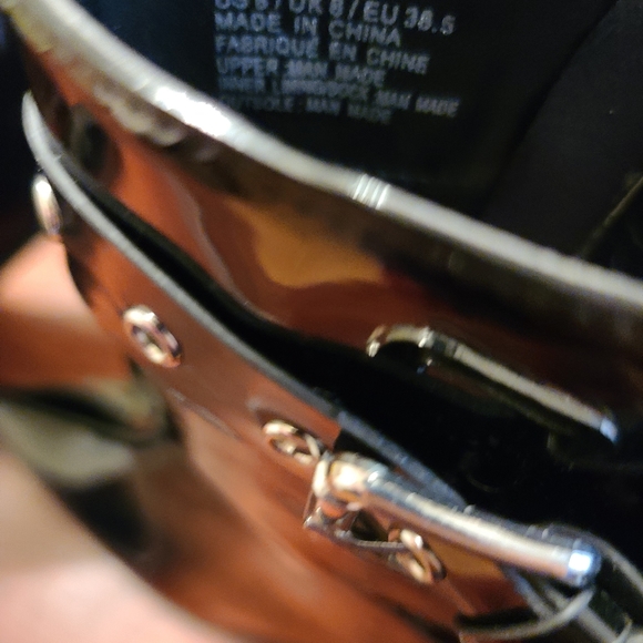 Black Boots - Picture 8 of 9